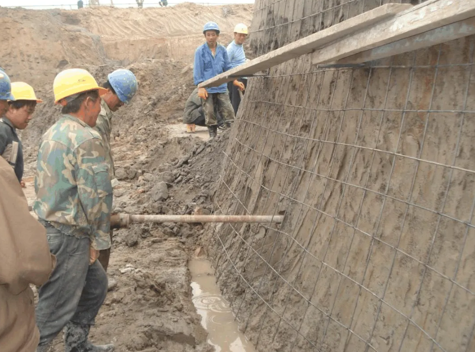连云港常见基坑支护开挖事故的原因分析与处理方法